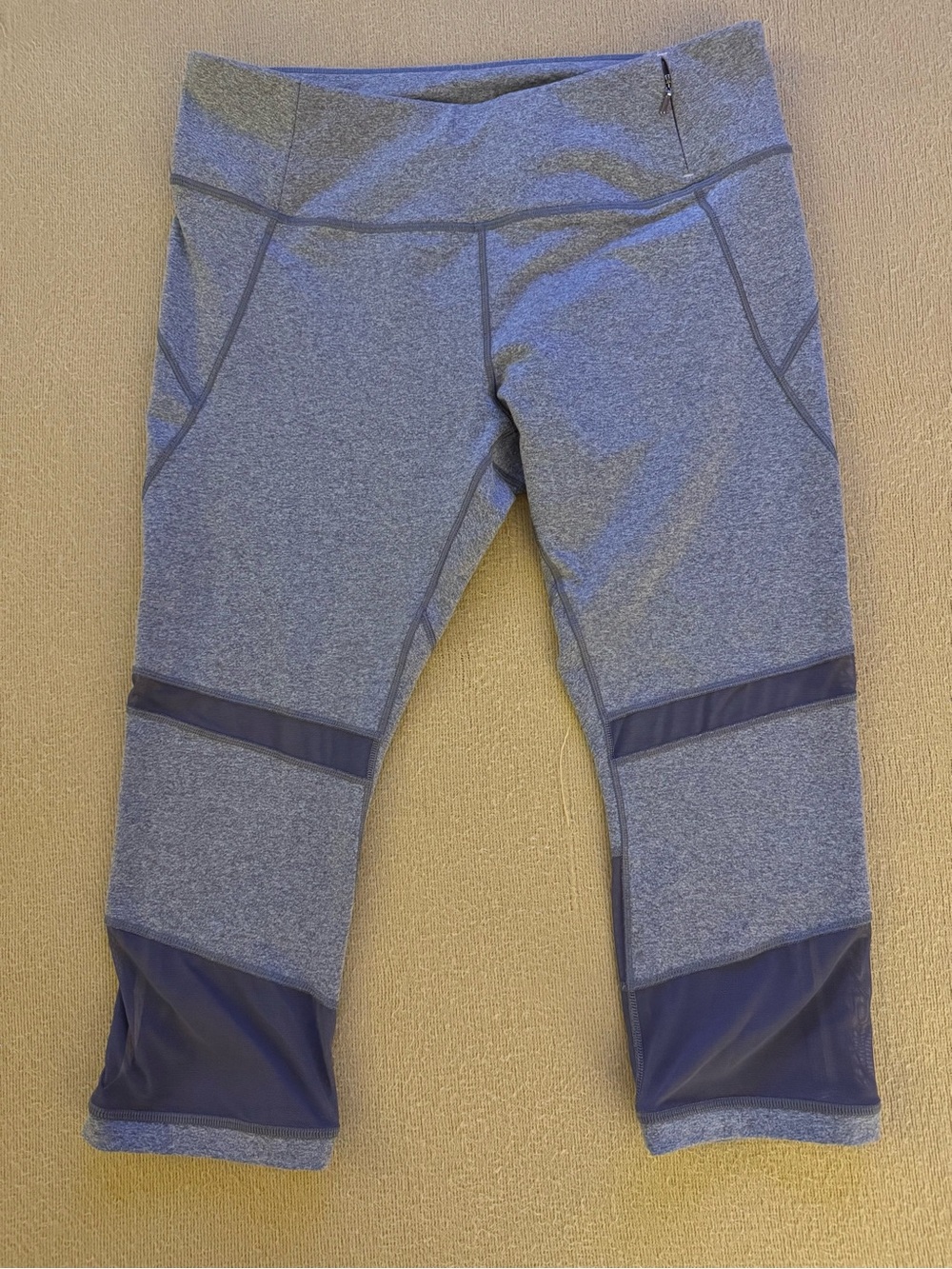 CALIA by Carrie Underwood Light Blue Heather Capri Leggings with Mesh Insets
